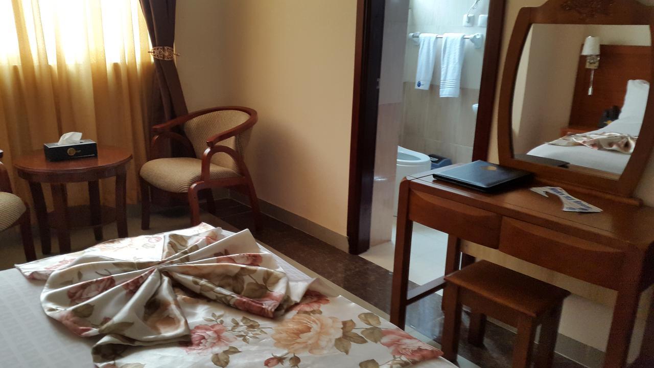 C Fun Addis Hotel Экстерьер фото